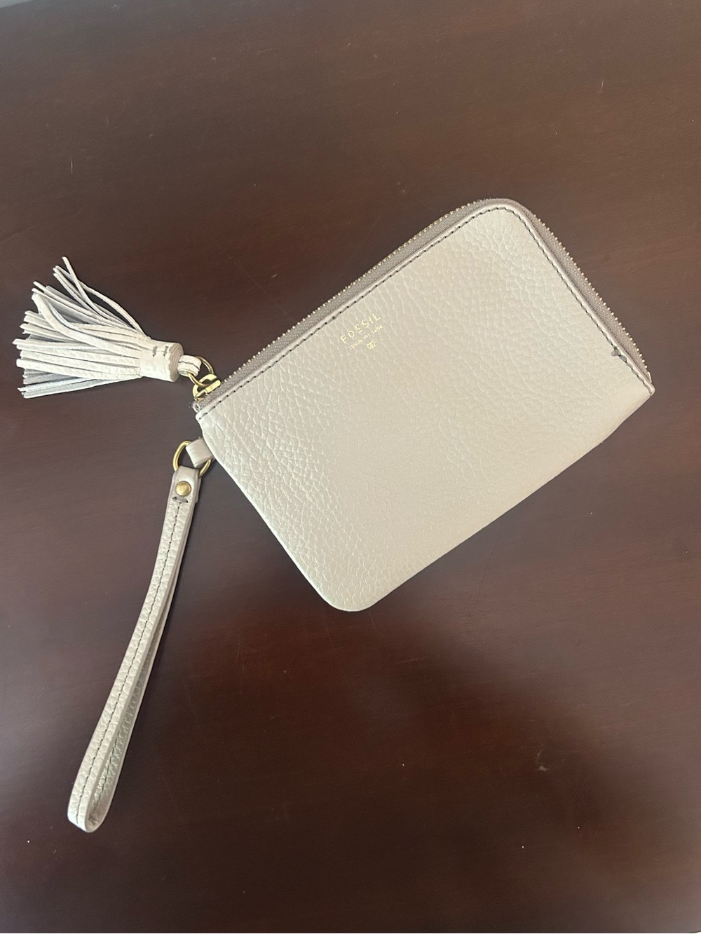 Fossil Cream Pebbled Leather Tassel Wristlet Key & Card Holder